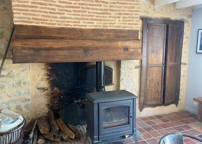 Maison De Campagne Authentique Et Chaleureuse